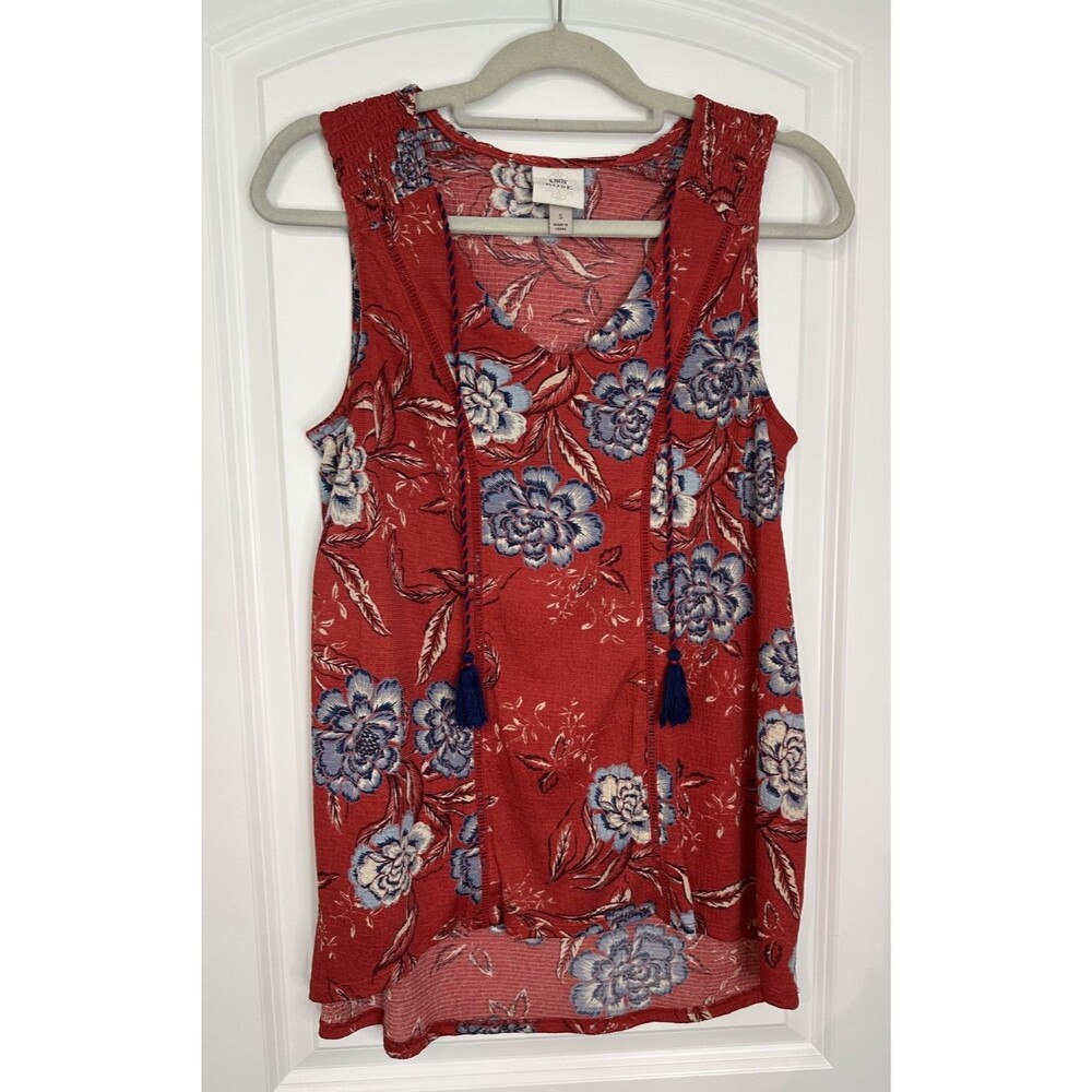 Knox Rose Womens Small Sleeveless V Neck Floral Boho Top Red Tassel Tie Smocked - Picture 2 of 7